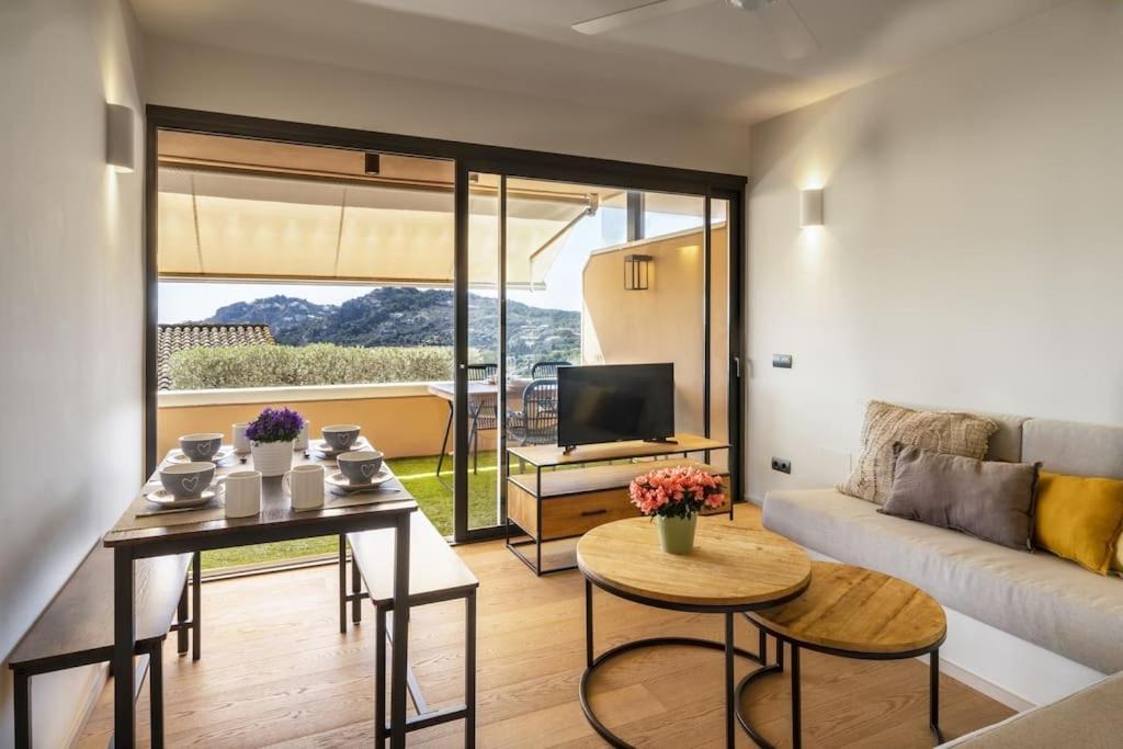 Alta House Apartments Sa Blava Begur Bagian luar foto